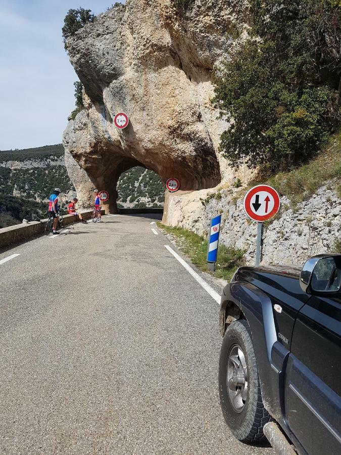 Chambre Pour Cyclistes Au Mt Ventoux Le Barroux ภายนอก รูปภาพ